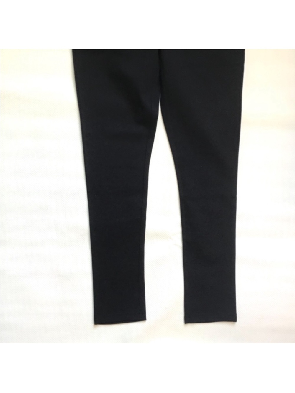 DKNY Pull-on Comfort Stretch Ponte Pants with Zipper Detail Black Sz M - Picture 3 of 6